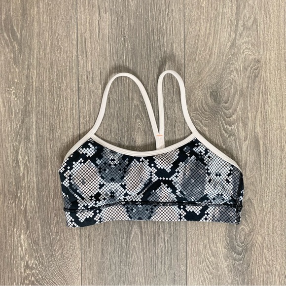 Lululemon Flow Y Bra IV  Ziggy Snake Butter Pink Black Butter Pink Size 4 - Picture 2 of 8